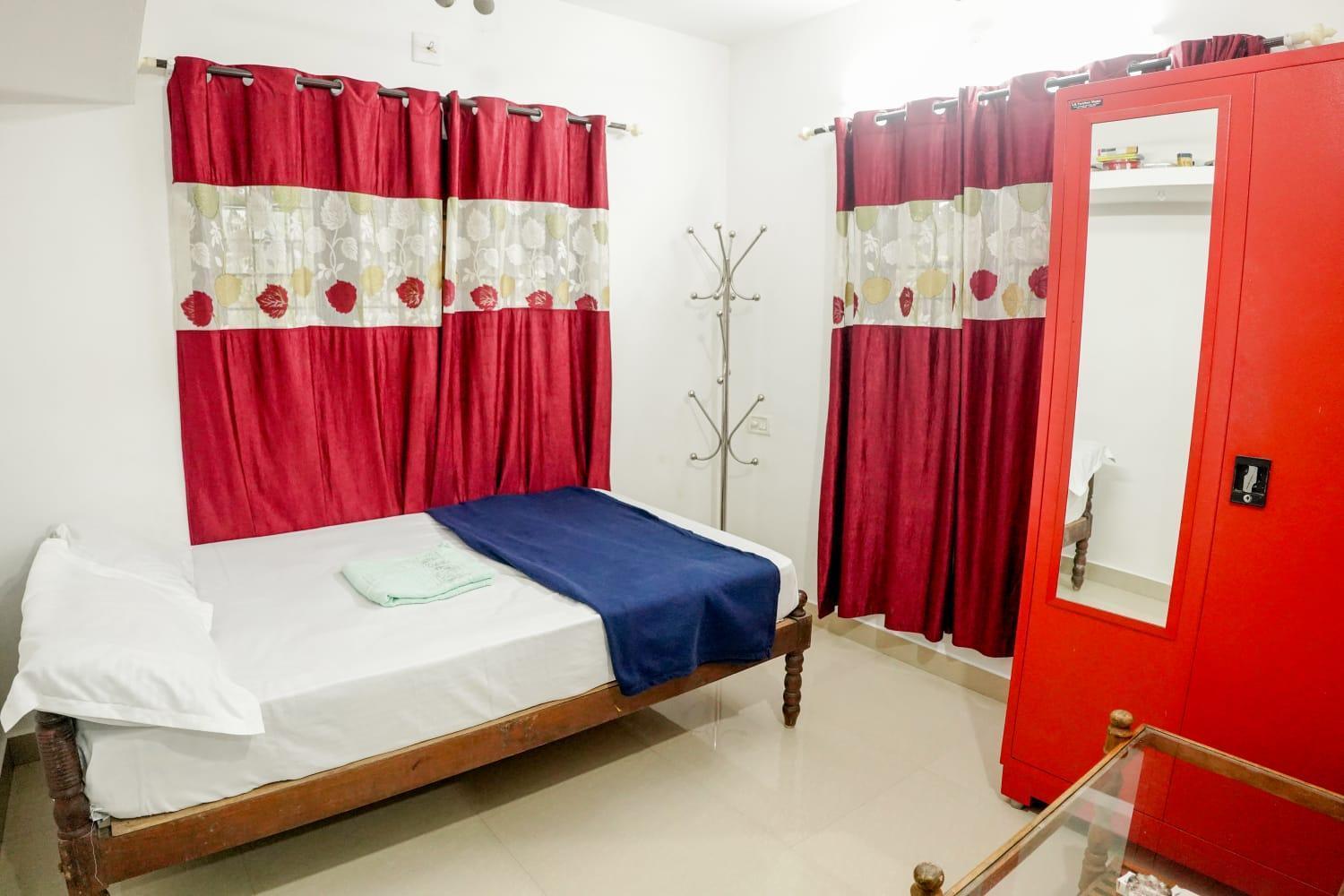 Koonamparayil Home Stay Munnar Anaviratty-Family Only Bagian luar foto